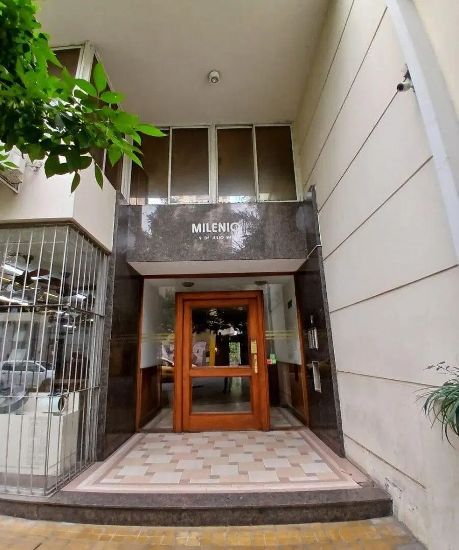 Gran oportunidad!- OFICINA en alquiler - 9 de Julio 849 1