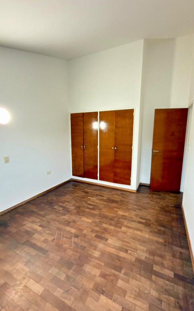 Foto de CASA 3 DORMITORIOS - PELAGIO LUNA 3400 - URCA / BAJO PALERMO, imagen 3