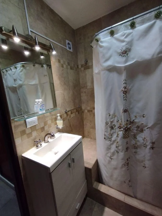 Foto de Venta Departamento 2 ambientes con patio. La Perla, imagen 5