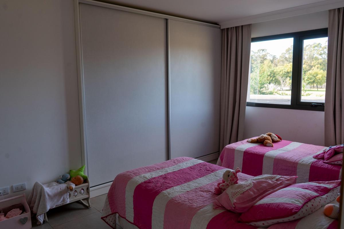 Venta. Importante Residencia en Barrio Barracas de San Benito 3