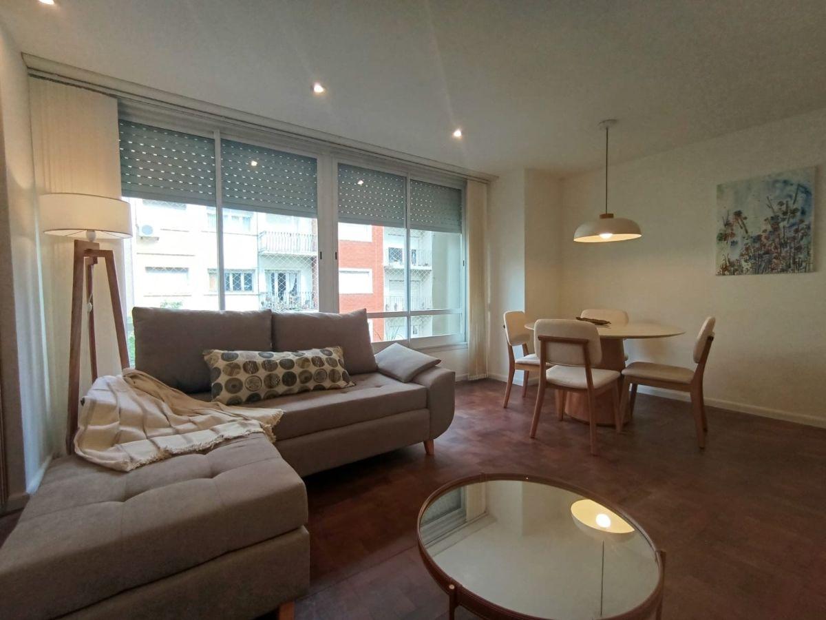 Foto de Venta Departamento 3 ambientes a la calle. Zona centro, imagen 2