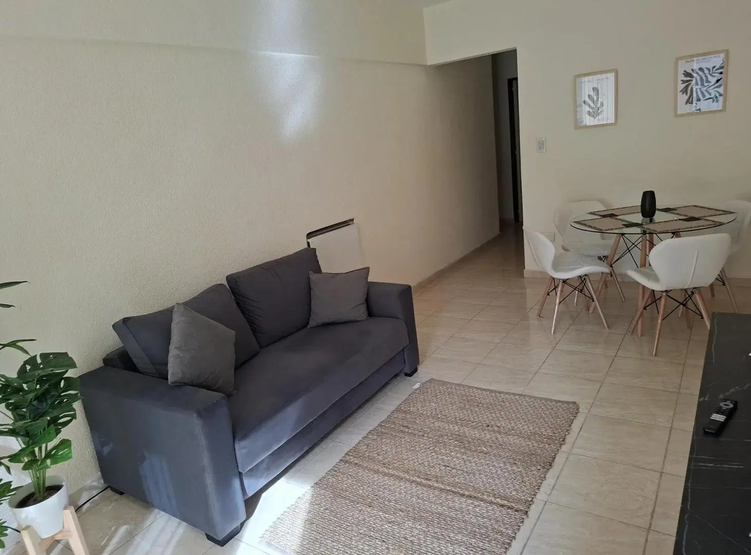 Departamento en Venta 2 ambientes con dependencia y Balcon. Zona Plaza Colón 2