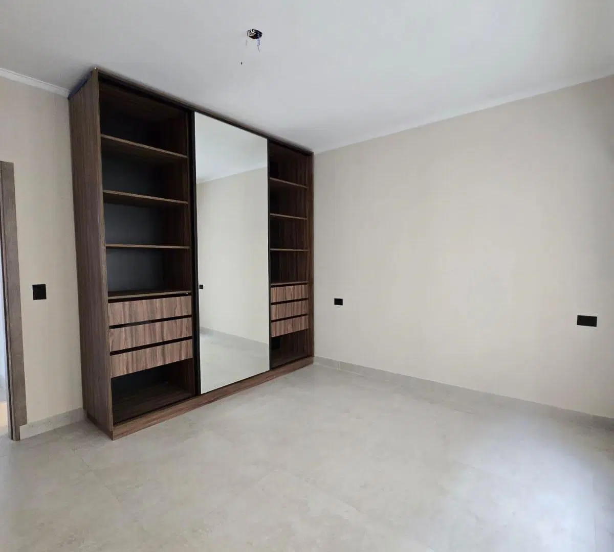 Chalet en Venta con Parque y garage Quincho. Barrio San Jose 5