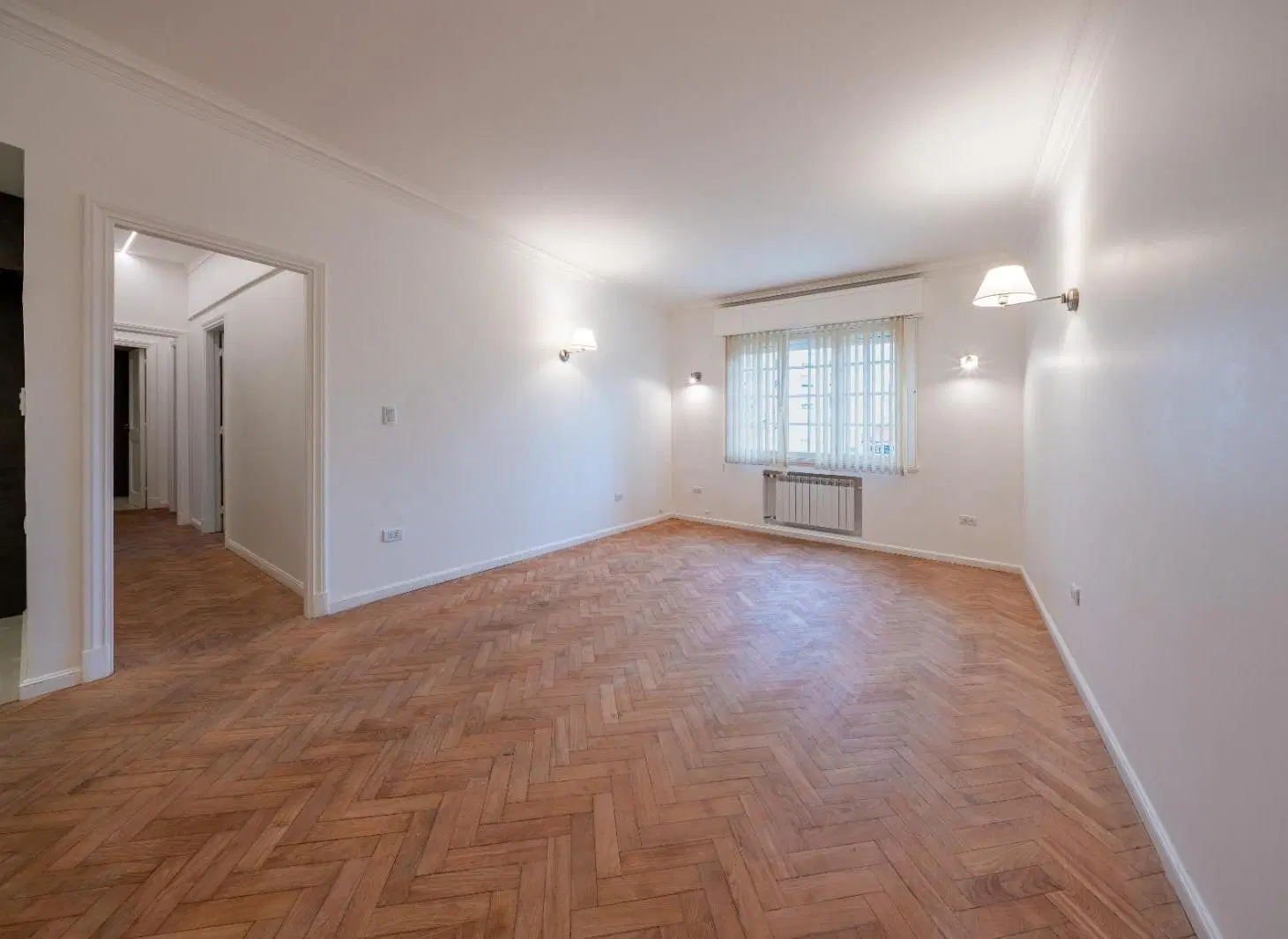 Venta Departamento 4 ambientes. Edifiico de categoria. Zona Plaza Mitre 3