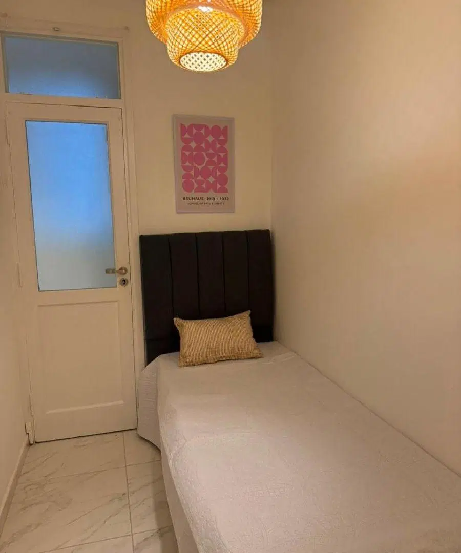 Venta Departamento 2 ambientes con Dependencia y Balcón. Plaza Colón 2