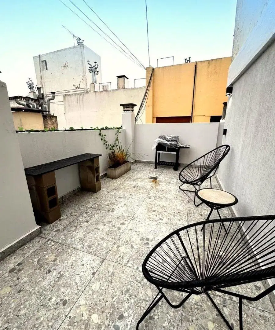 Venta Departamento 2 ambientes con 2 Terrazas y Parrilla. Zona Aldrey 3