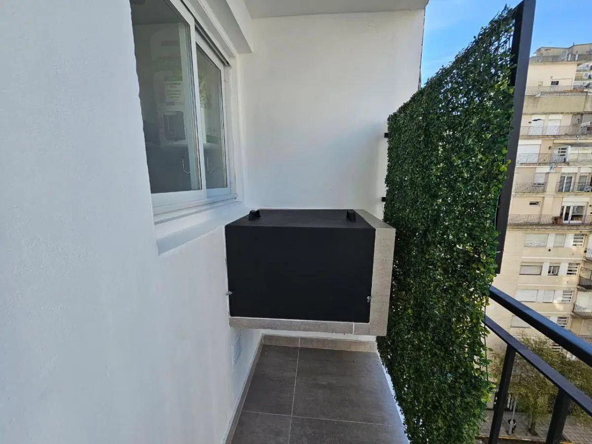 Venta Departamento 2 ambientes con Balcón y Parrilla. Zona plaza Colón 2