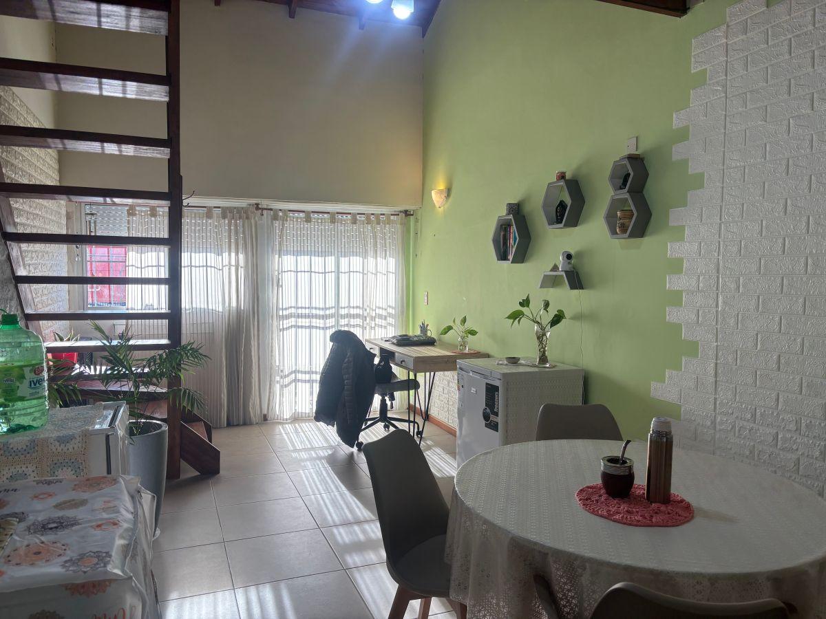 Foto de Venta PH 2 ambientes y Medio. Balcón al frente. Av. Luro y Nasser, imagen 3