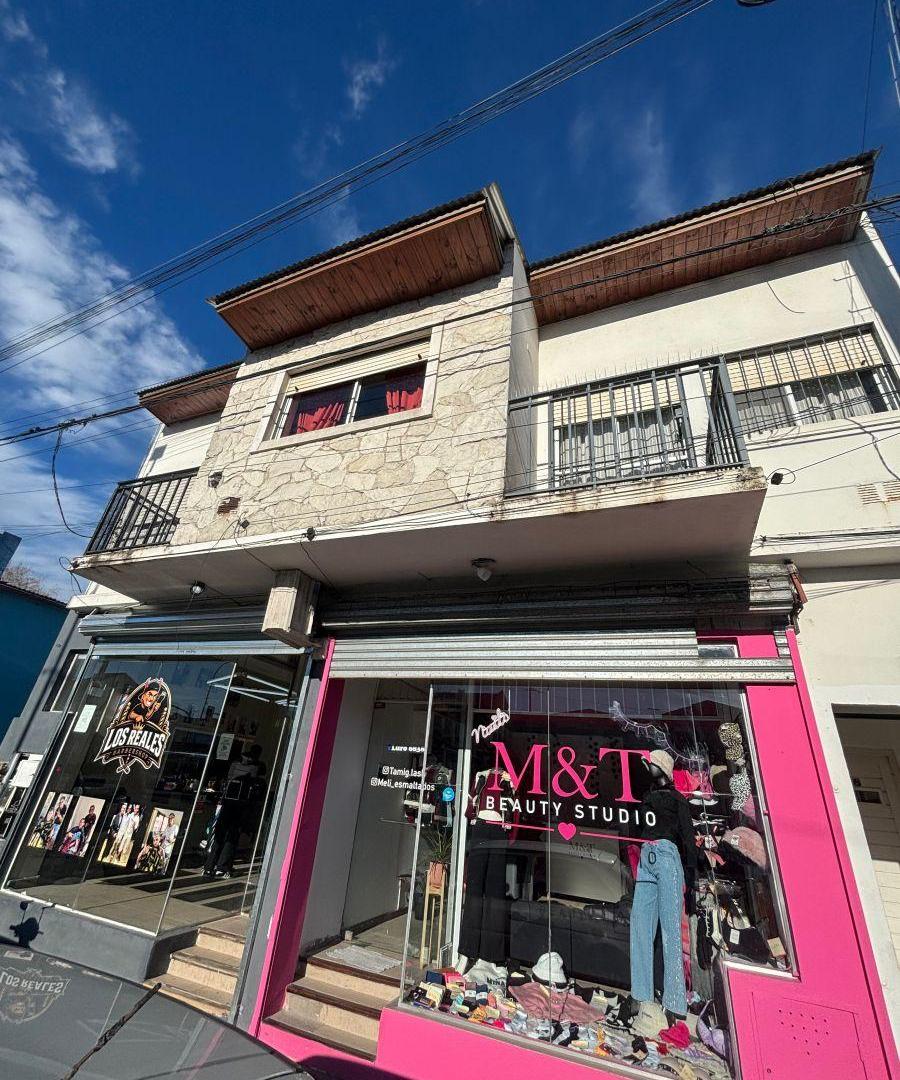 Venta PH 2 ambientes y Medio. Balcón al frente. San Cayetano