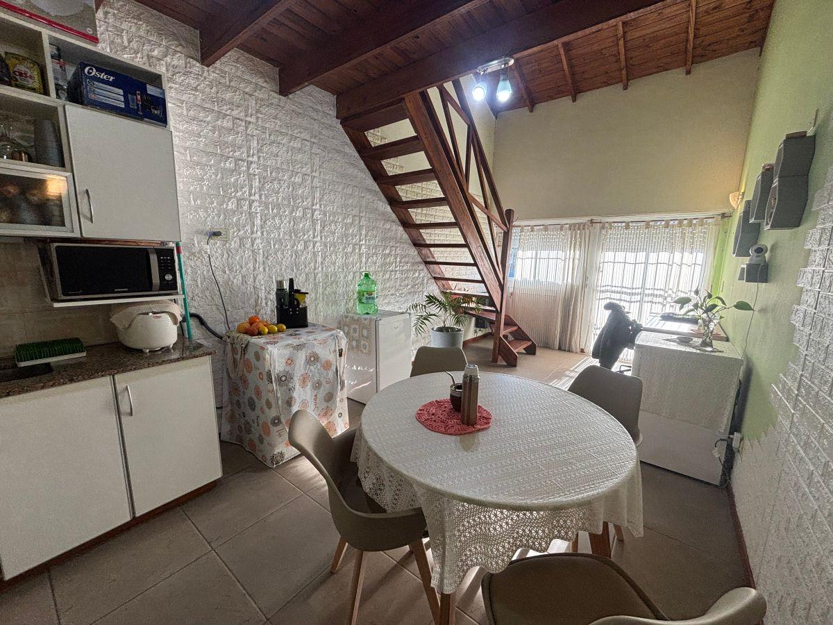 Foto de Venta PH 2 ambientes y Medio. Balcón al frente. Av. Luro y Nasser, imagen 2