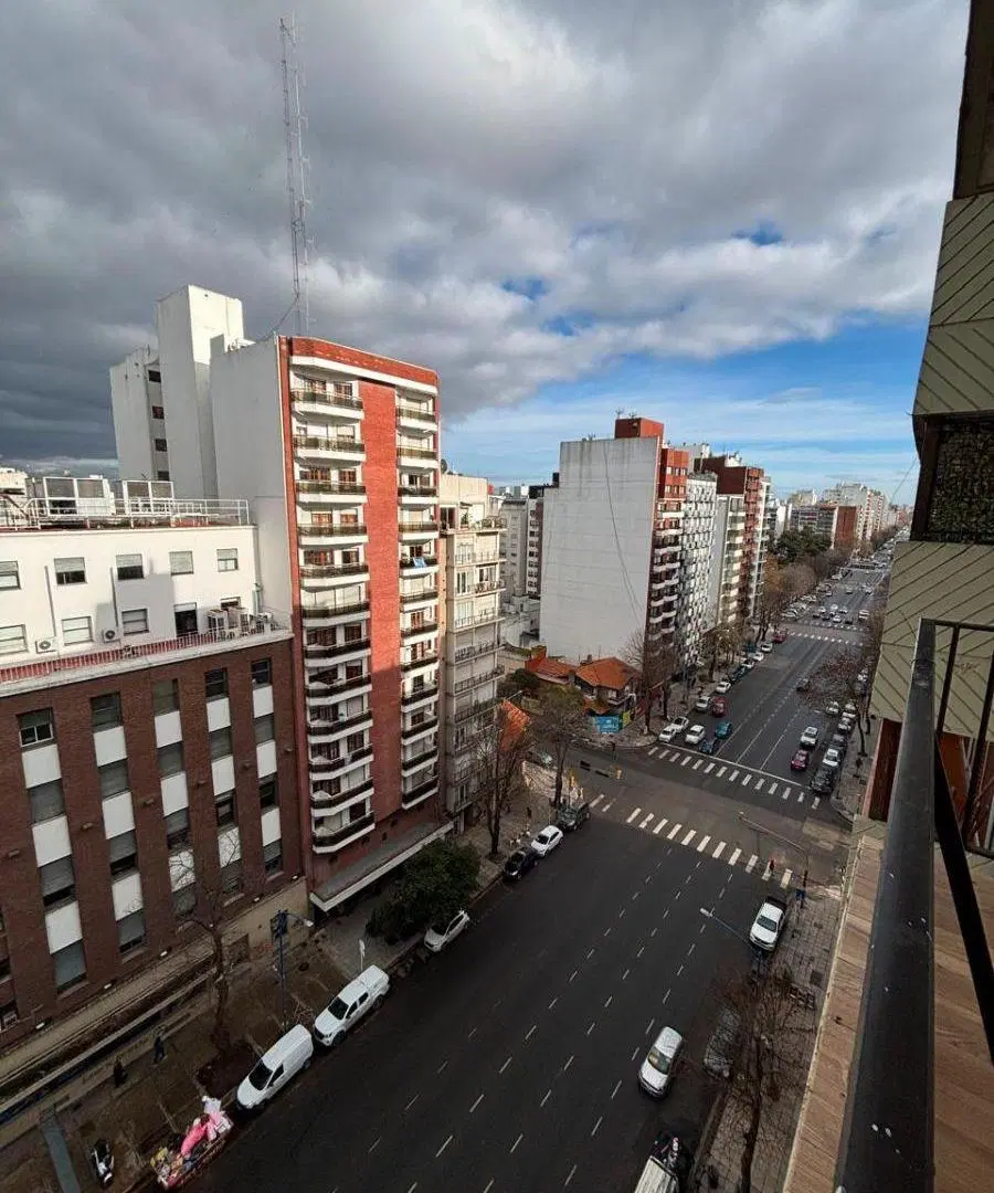 Venta Departamento 4 ambientes con Balcón y Vista panoramica. Plaza Mitre 4