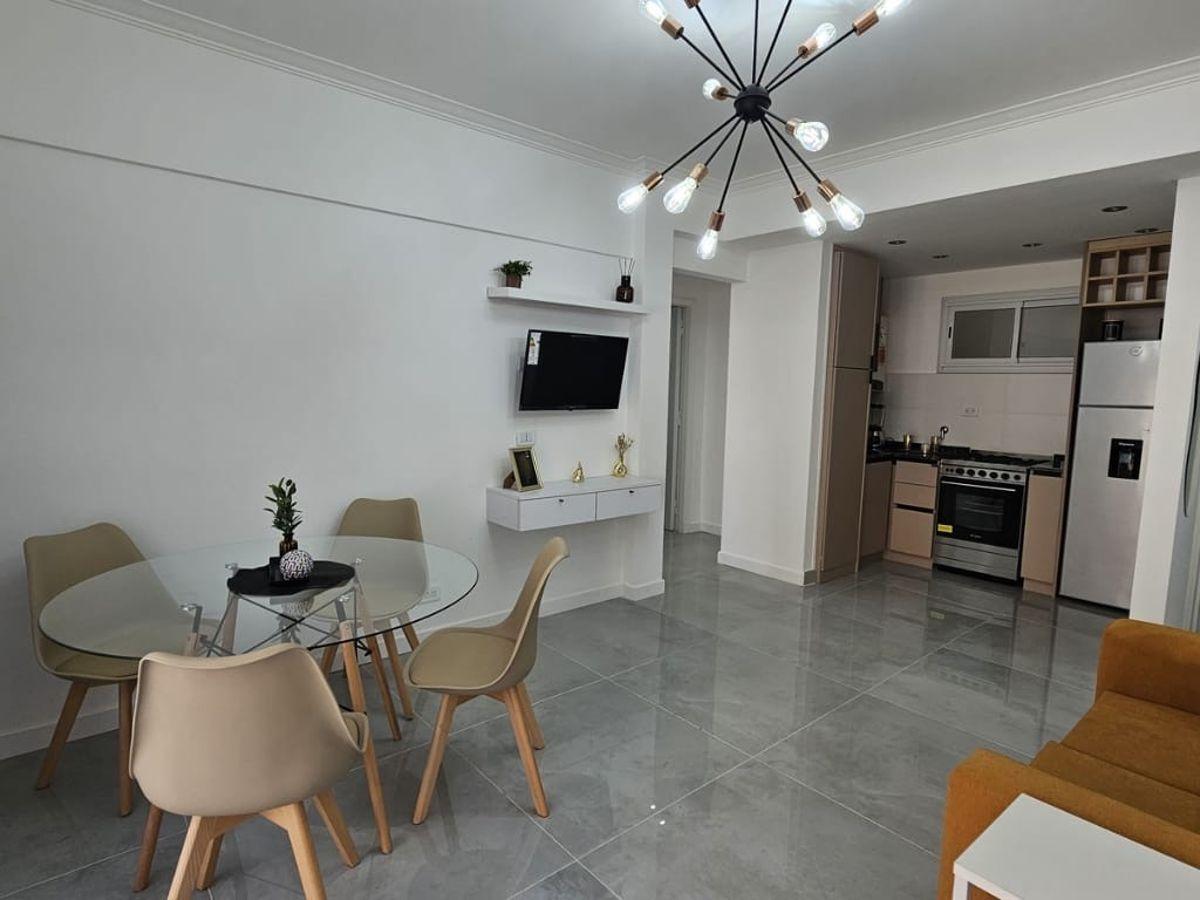 Foto de Venta Departamento 3 ambientes. Balcón al Frente. Zona Plaza Mitre, imagen 3