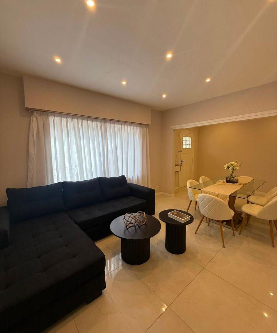 Foto de Venta Chalet PH 4 ambientes. Patio Terraza y Garaje. La Perla, imagen 1
