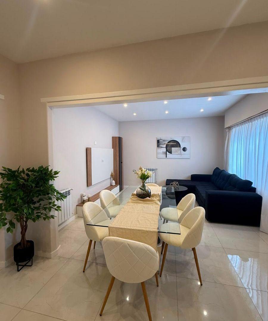 Foto de Venta Chalet PH 4 ambientes. Patio Terraza y Garaje. La Perla, imagen 4