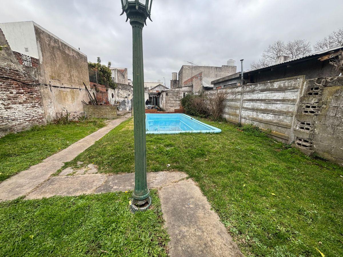 Foto de Venta Casa a Reciclar. Gran Lote. Zona San Jose, imagen 5