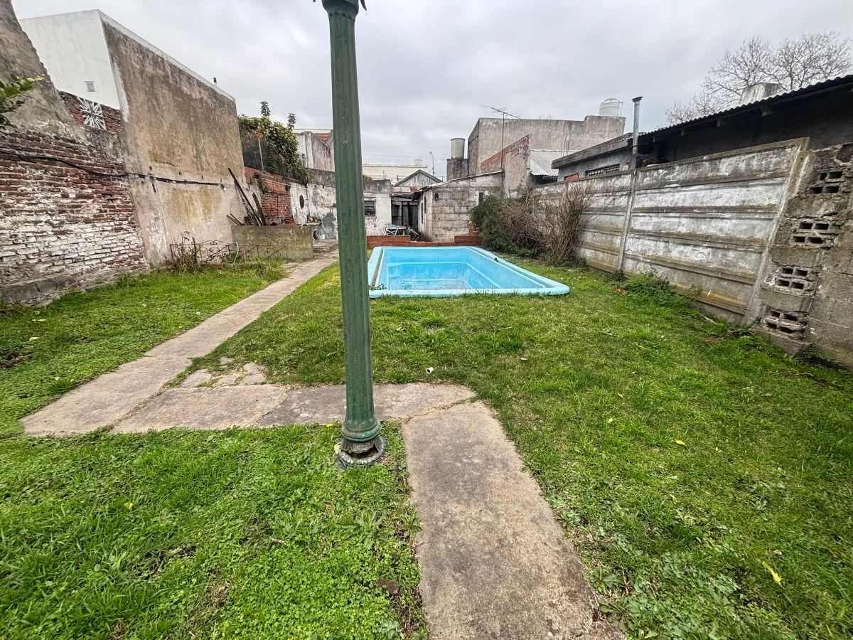 Foto de Venta Casa a Reciclar. Gran Lote. Zona San Jose, imagen 3
