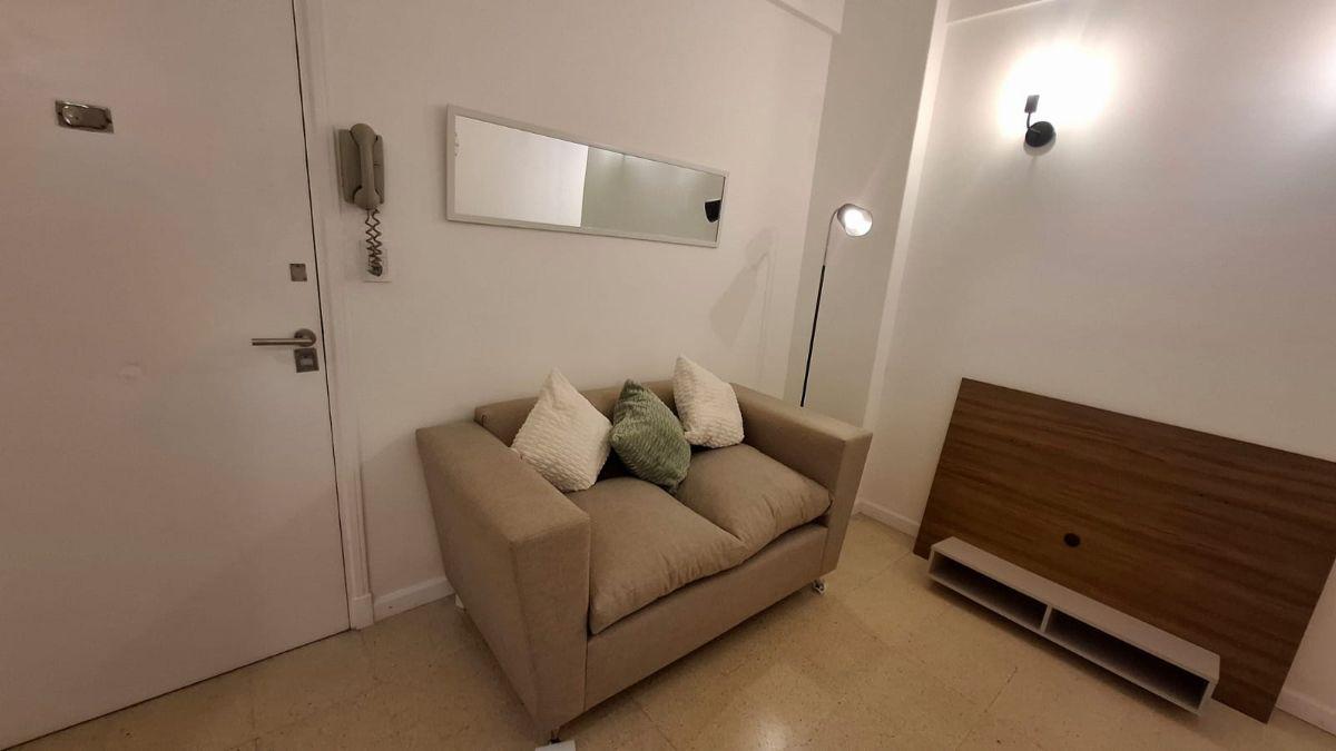 Foto de Venta Departamento 2 ambientes. Zona Plaza Colón, imagen 5