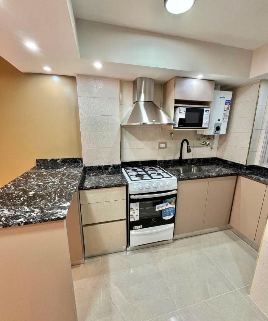 Foto de Venta Departamento 2 ambientes al Frente. Zona Centro, imagen 1