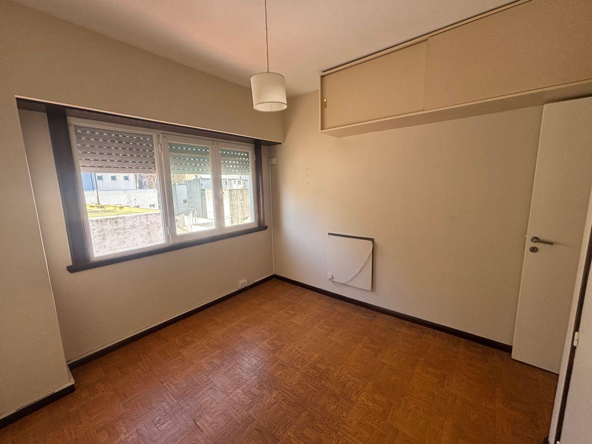 Foto de Alquiler 24 meses Departamento 2 ambientes. La Perla, imagen 5