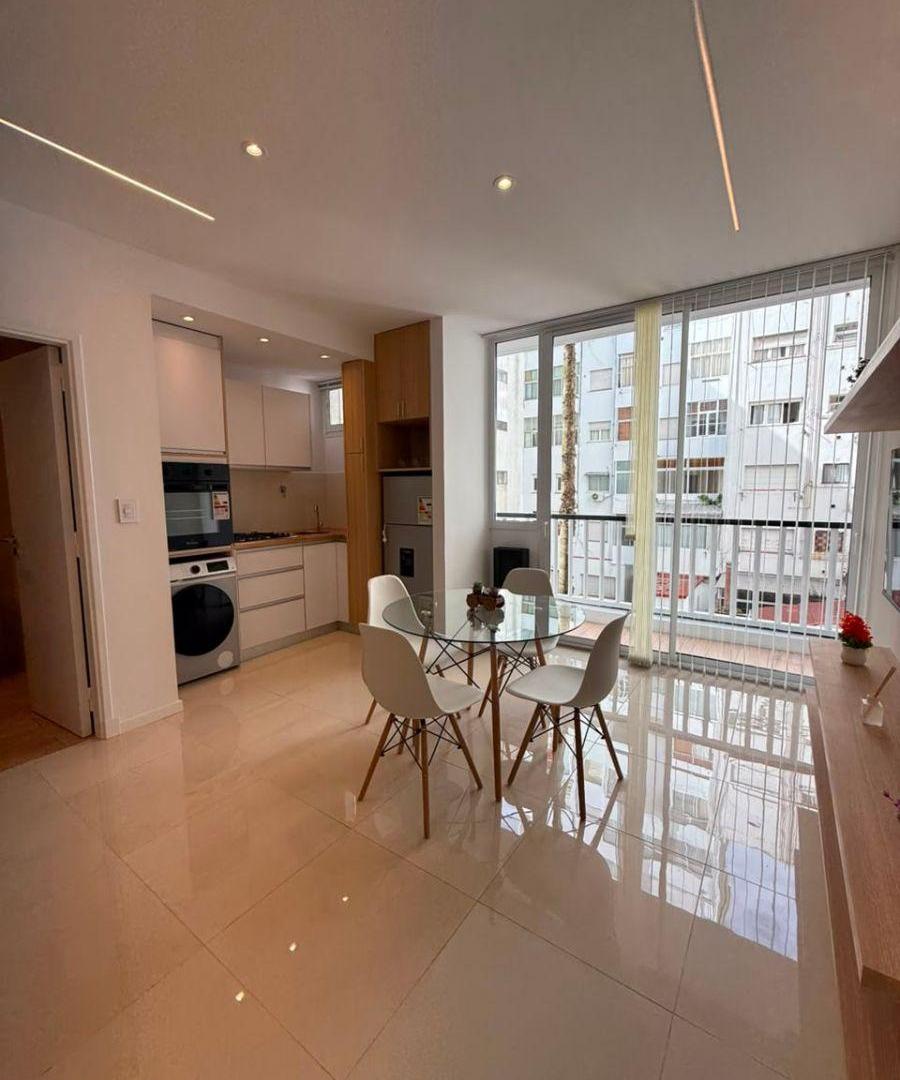 Foto de Venta Amplio Departamento 1 ambiente con Balcón . Zona El Torreón, imagen 3