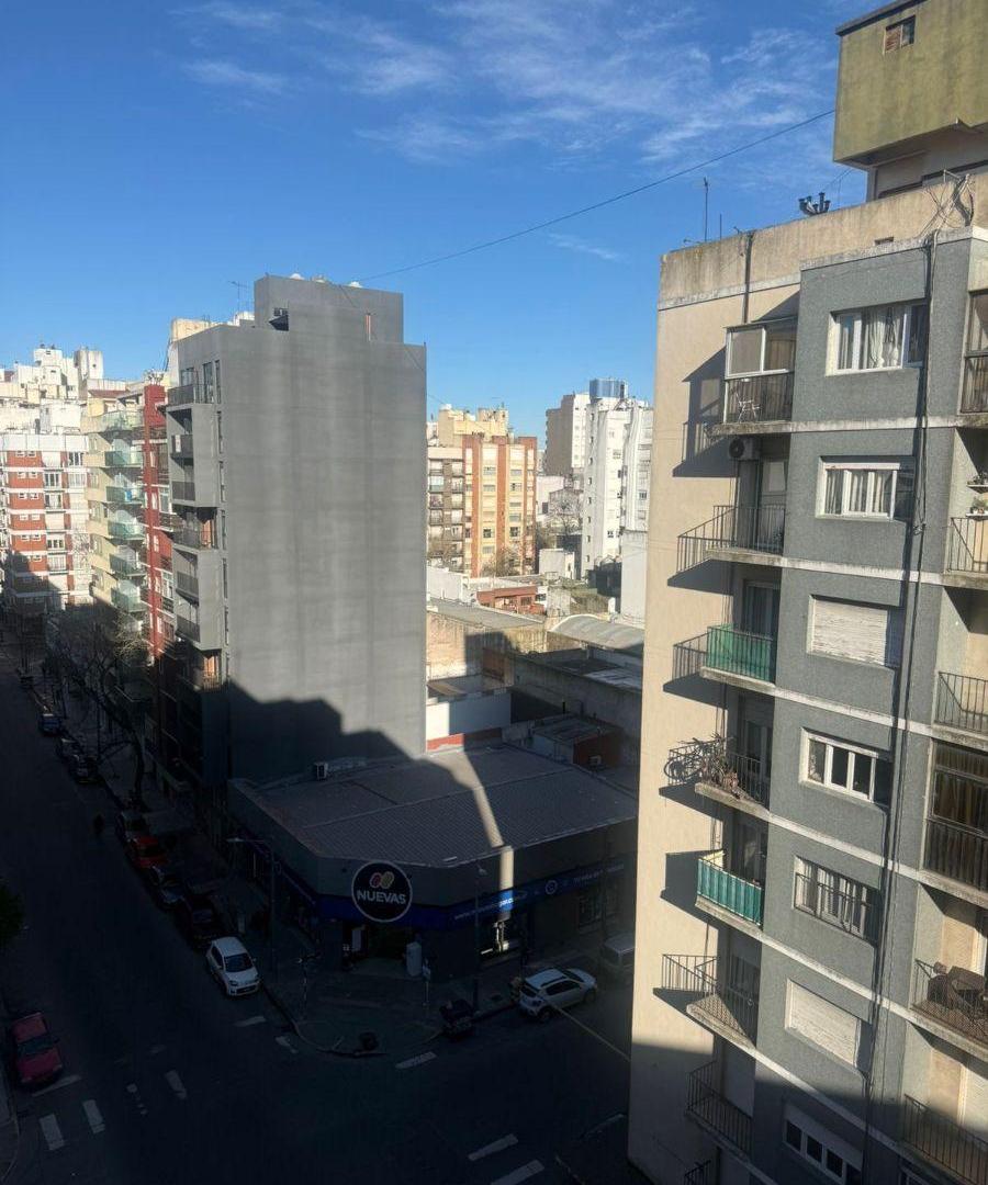 Foto de Venta Departamento 1 ambiente Dividido al Frente . Zona Centro, imagen 5