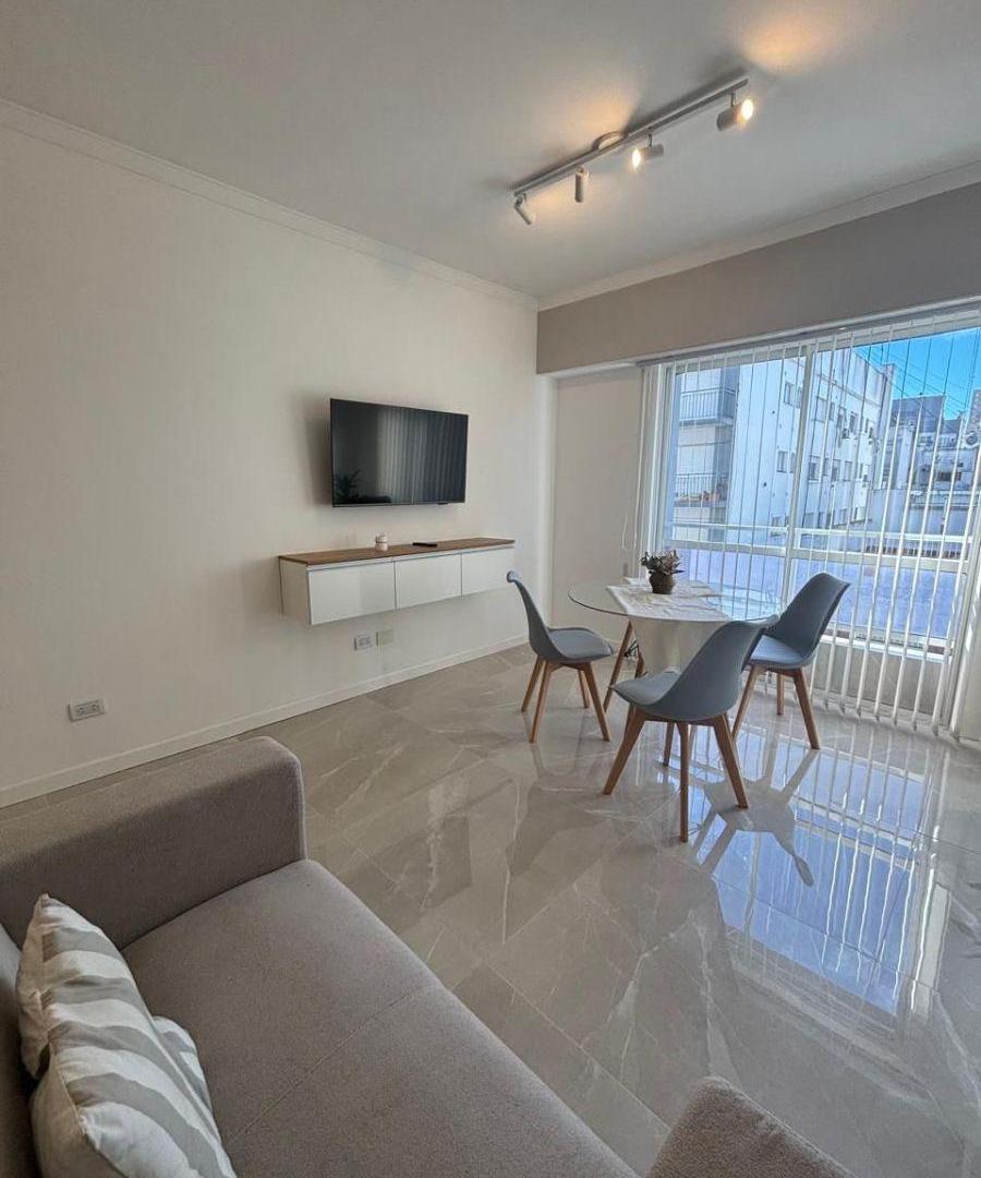 Foto de Venta Departamento 1 ambiente Amplio. Al frente. Centro, imagen 5