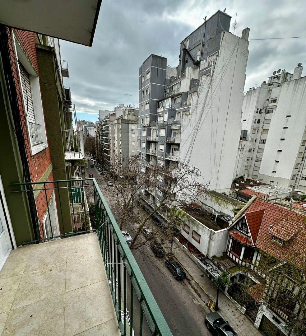 Foto de Venta Departamento 2 ambientes con dependencia. Balcón al Frente. Zoan, imagen 3