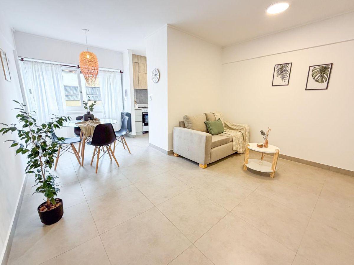 Foto de Venta departamento 2 ambientes al frente. Zona centro, imagen 3