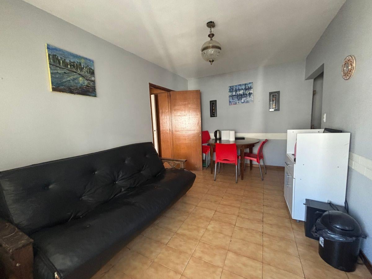 Foto de Venta Departamento 2 ambientes con Remta Hasta Diciembre. Zona Plaza, imagen 3