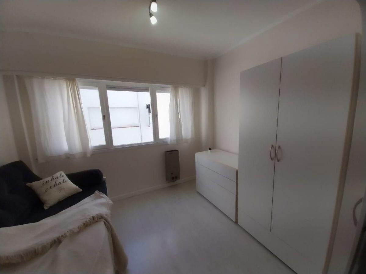 Foto de Venta Departamento 1 ambiente dividido. Zona Plaza Colón, imagen 2