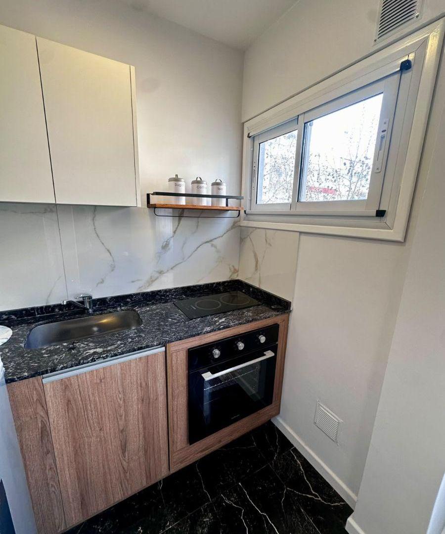 Foto de Venta departamento 1 ambiente a la calle. Zona Hermitage / Aldrey, imagen 2