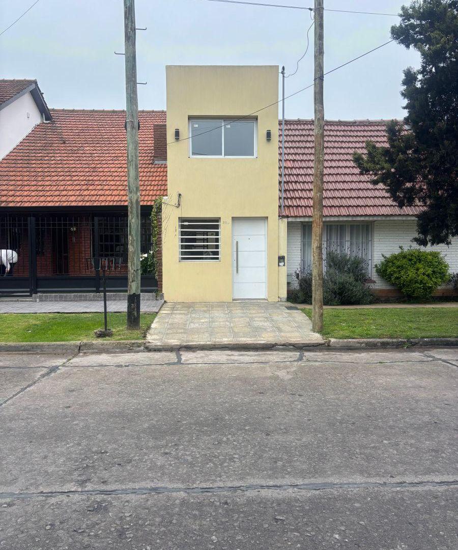 Foto de Venta PH en Duplex a Estrenar con Patio. Villa Primera, imagen 1