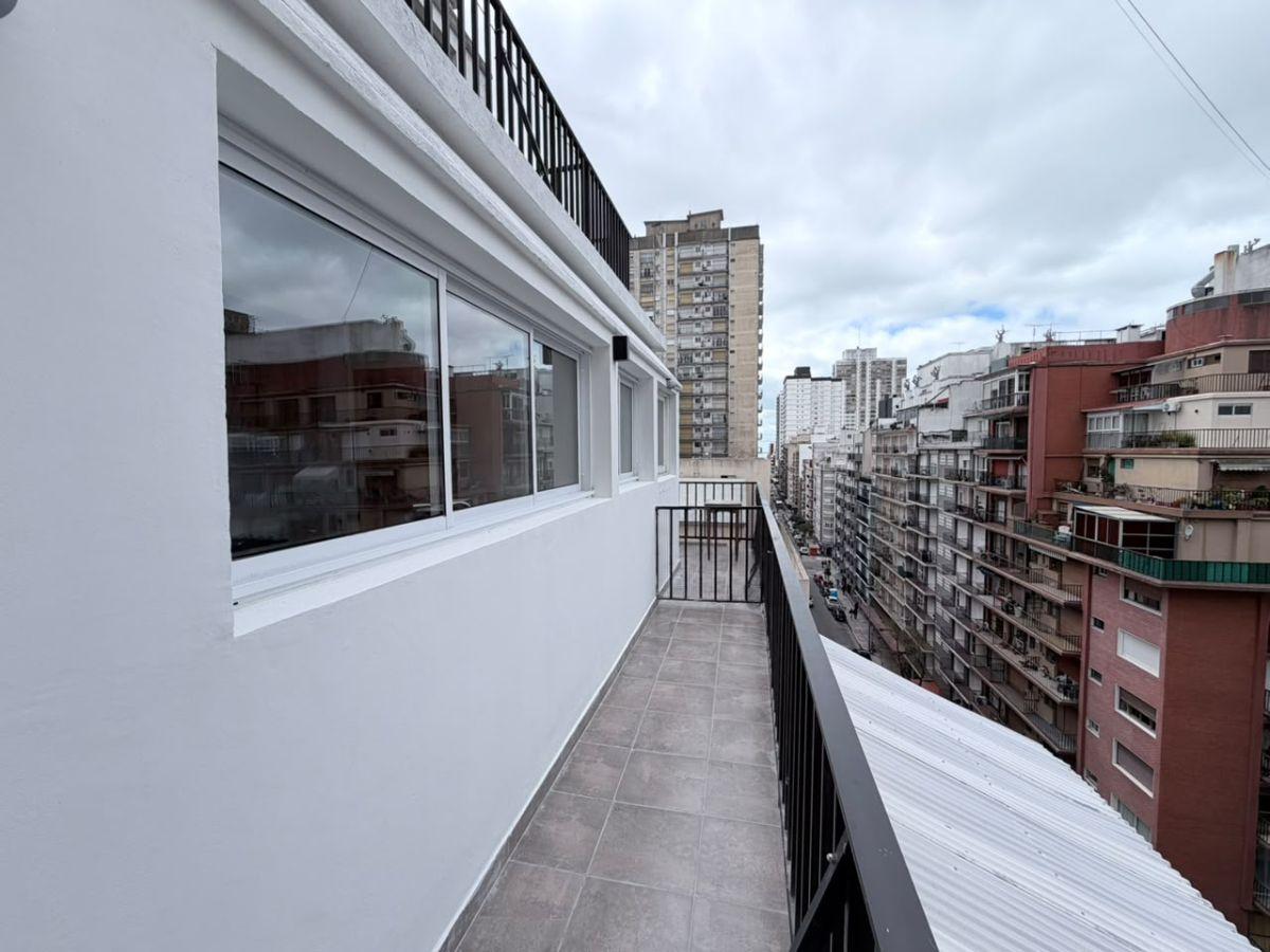 Foto de Venta Departamento 3 ambientes con Balcón Aterrazado. Zona Plaza Colón, imagen 3