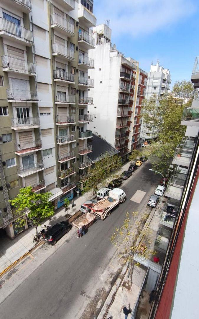 Foto de Venta departamento 4 ambientes con dependencia. Zona Plaza Mitre, imagen 3