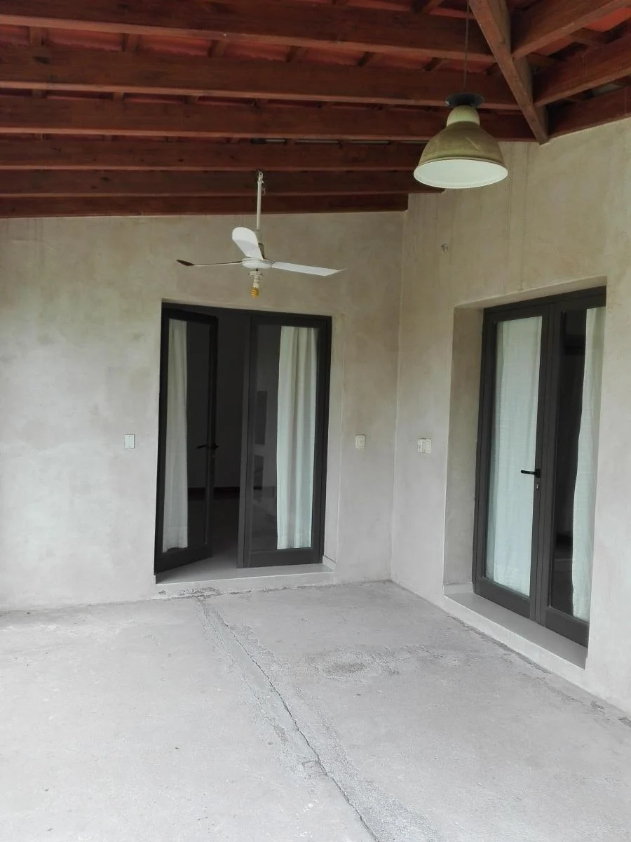 Venta Oportunidad Espléndida Casa de Dos Plantas en Barrio Privado Viamonte. 1