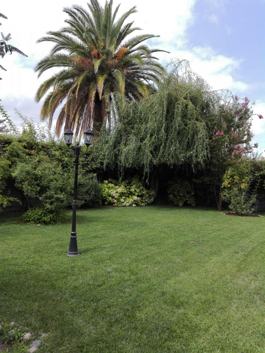 Venta Oportunidad Espléndida Casa de Dos Plantas en Barrio Privado Viamonte. 3