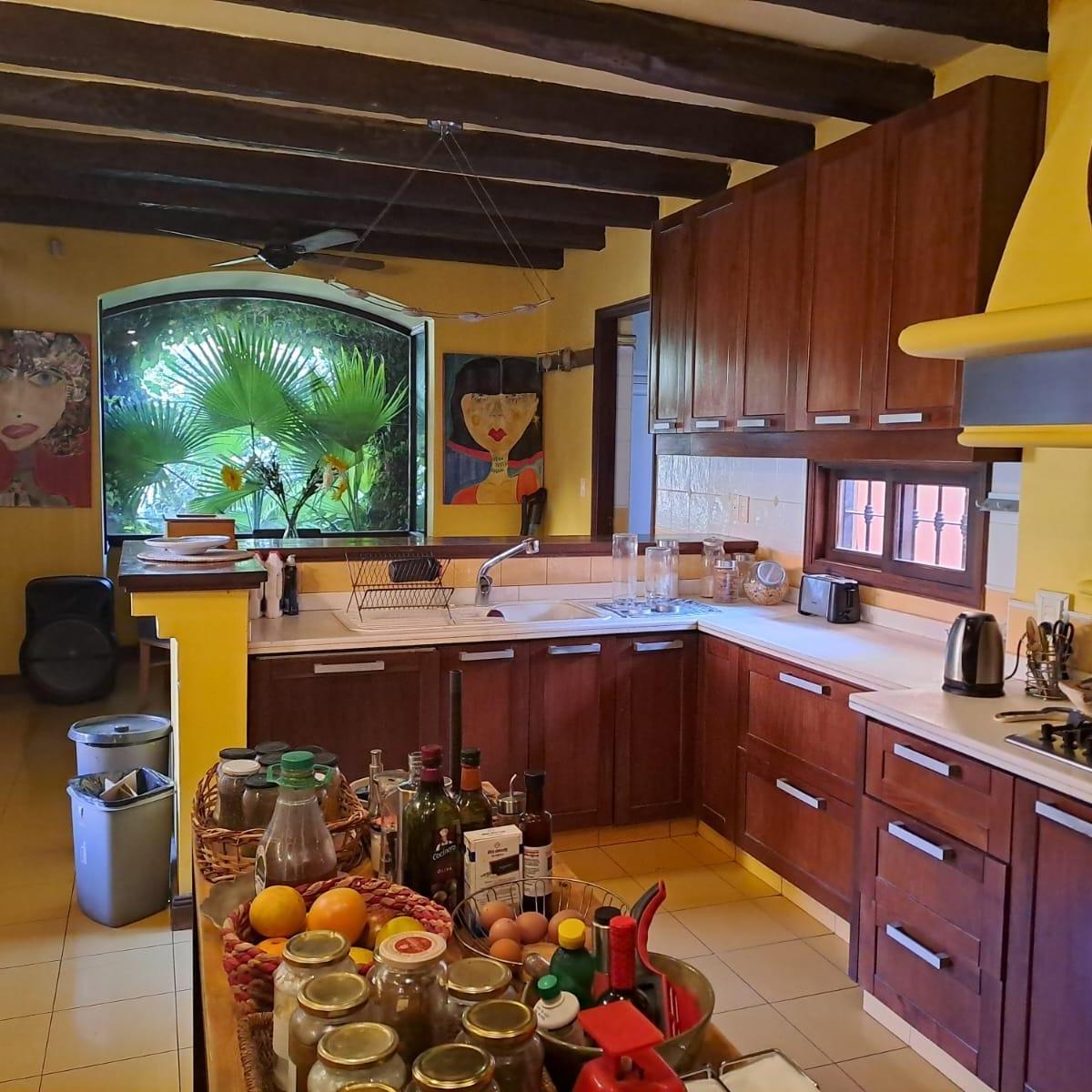 Venta Magnifica Propiedad de Categoria en Chacras de Coria, Mendoza 3