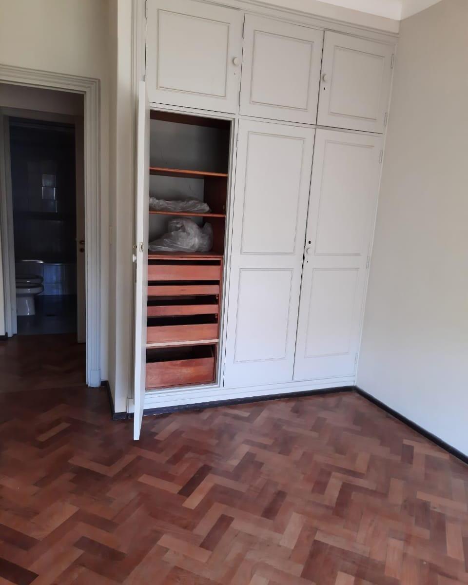 Venta y Alquiler Departamento Semipiso en Pleno Microcentro de Mendoza 1