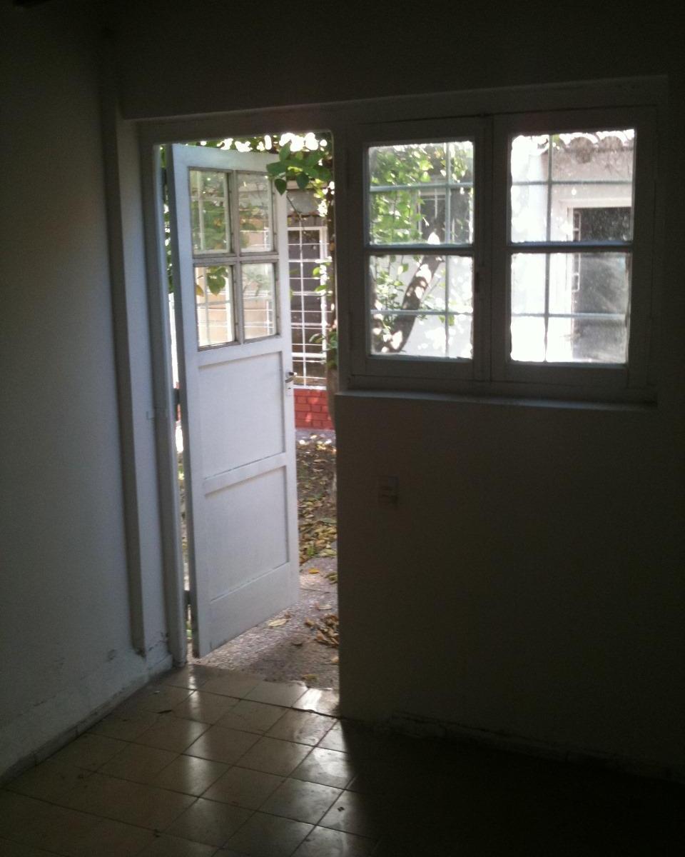 Venta Casa con Excelente Ubicación Sobre Av San Martin de Godoy Cruz 4