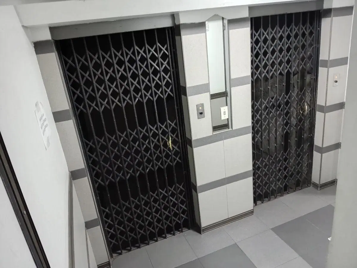 OFICINA EN VENTA – EXCELENTE UBICACIÓN CÉNTRICA 4