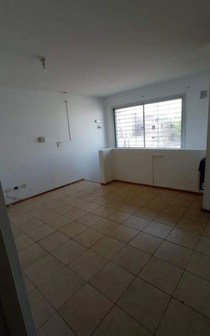 Alquiler Departamento 1 dormitorio y escritorio/estar en planta baja 2