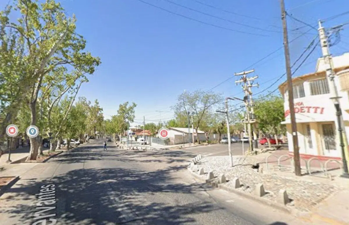 ALQUILER LOCAL COMERCIA calle Cervantes Godoy cruz 5