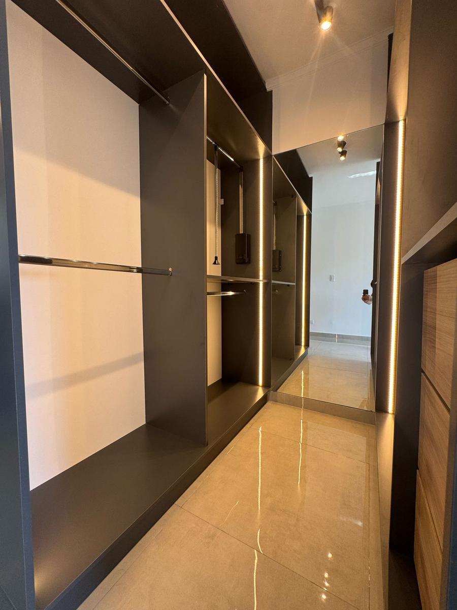 Departamento en  Plaza Colon
