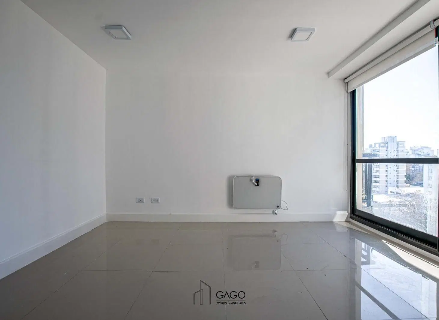 Departamento 2 ambientes Plaza Mitre 4