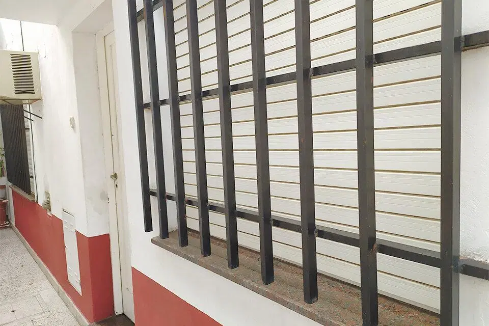 HERMOSO DEPARTAMENTO DE PASILLO 1 DORMITORIO CASTELLI Y SAAVEDRA 4