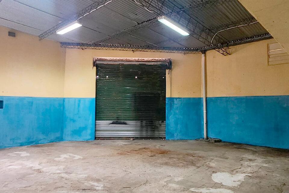 Foto de VERSATIL GALPON / SALON COMERCIAL CABILDO Y AV. SAN MARTIN, imagen 1