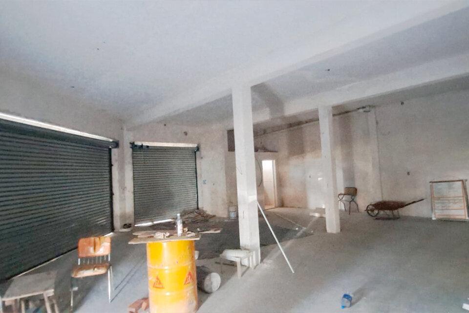 Foto de AMPLIO Y VERSATIL LOCAL COMERCIAL AV. FRANCIA Y DEAN FUNES, imagen 2