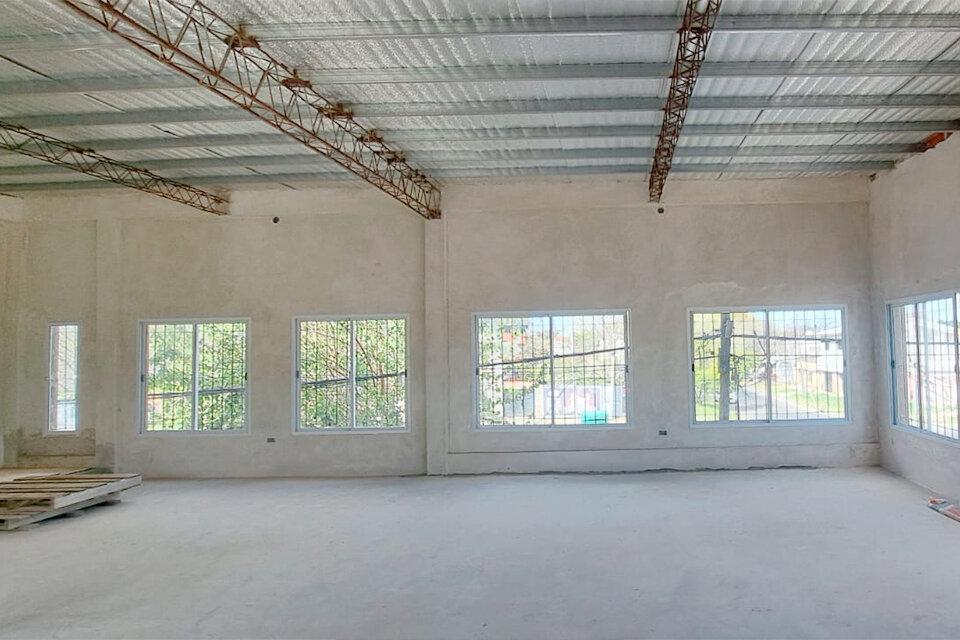 Foto de AMPLIO SALÓN COMERCIAL PLANTA ALTA AV. FRANCIA Y DEAN FUNES, imagen 4