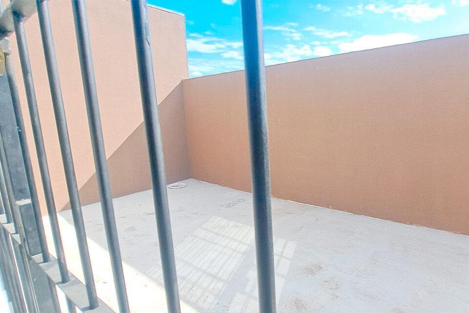 Foto de AMPLIO SALÓN COMERCIAL PLANTA ALTA AV. FRANCIA Y DEAN FUNES, imagen 2