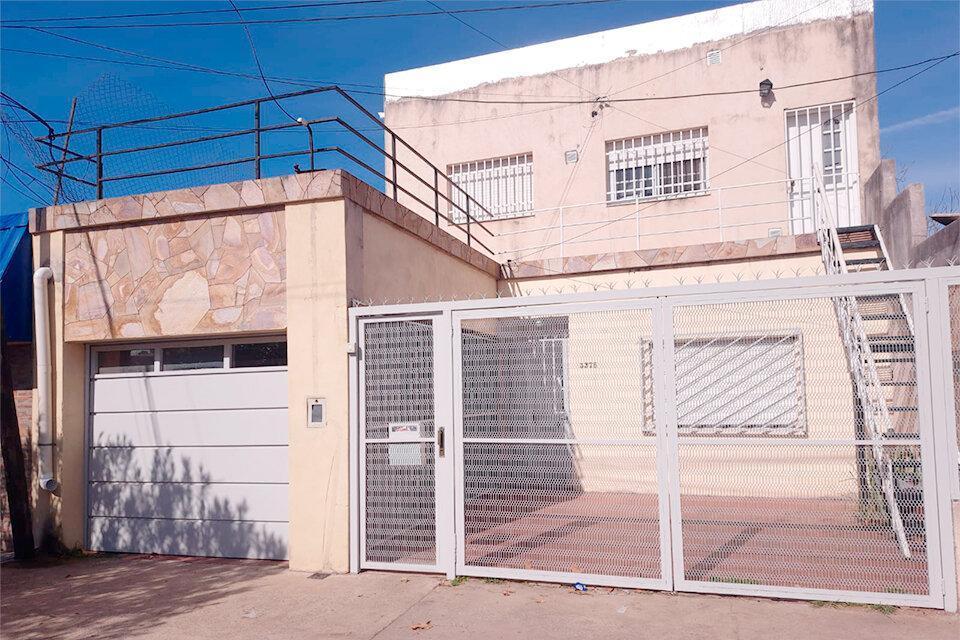 Foto de CÓMODA CASA PLANTA ALTA 2 DORMITORIOS AURORA E IRIONDO, imagen 4